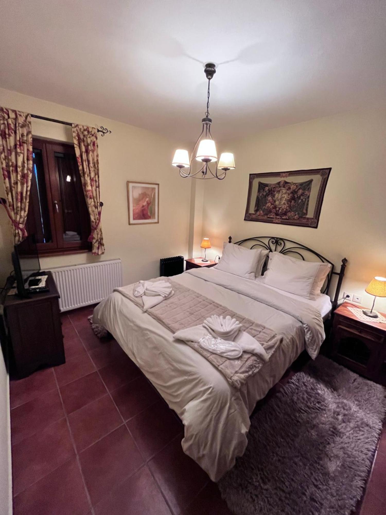 Livadi Cozy Villa อาราโชวา ภายนอก รูปภาพ
